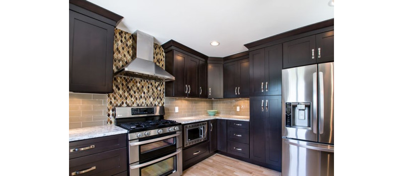 Advantages of Installing Espresso Kitchen Cabinets in Your Home